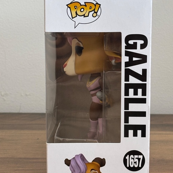 ** NIB Funko POP! Disney ZOOTOPIA 2 GAZELLE Vinyl Toy Figure #1657 NEW ** - Picture 4 of 7